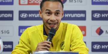 PEMAIN tengah skuad Harimau Malaya Wan Kuzain Wan Kamal.-UTUSAN/FARIZ RUSADIO