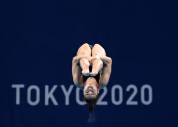 AKSI Nur Dhabitah Sabri ketika beraksi dalam acara 3 meter papan anjal wanita di Sukan Olimpik Tokyo.-AFP