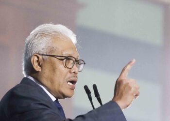 HAMZAH ZAINUDIN