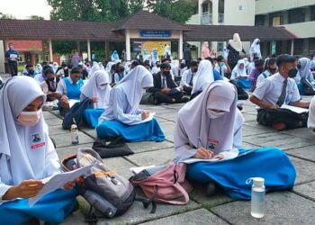 Kerajaan perlu ada pangkalan data untuk mengetahui ke mana perginya lepasan SPM yang gagal melanjutkan pengajian ke peringkat lebih tinggi. - UTUSAN/ASLIZA MUSA