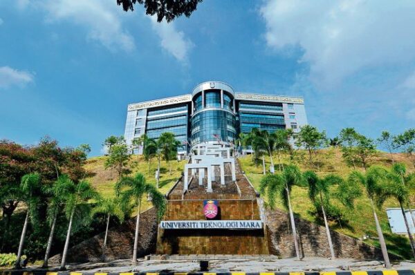 Gaji UiTM